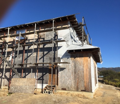 05Exterior back side 02.JPG